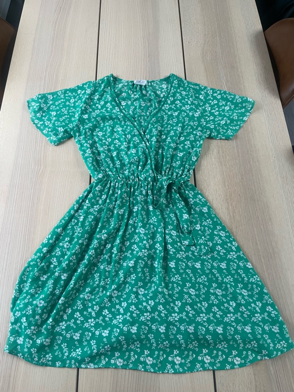 Sienna Sky Green Floral Tie-Waist Dress ladies size small mini wrap dress small